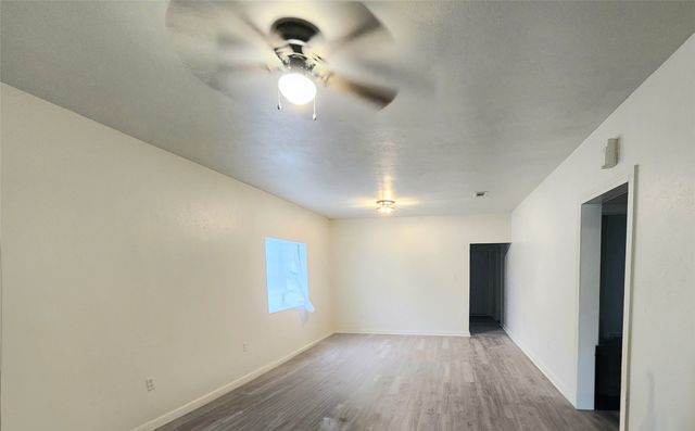 805 E Palestine Street, Mexia, TX 76667