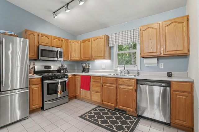 2062 Fern Beach, Battle Creek, MI 49014