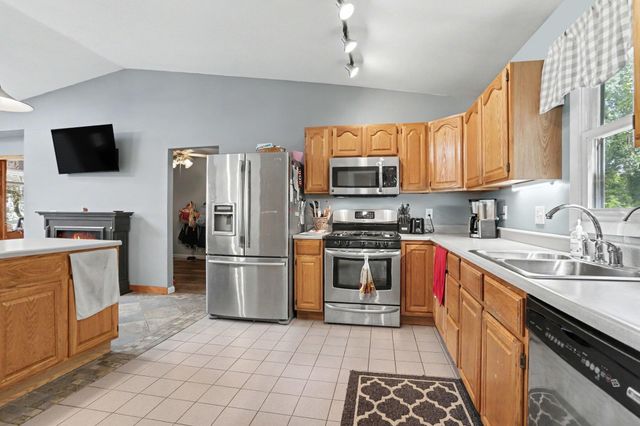 2062 Fern Beach, Battle Creek, MI 49014