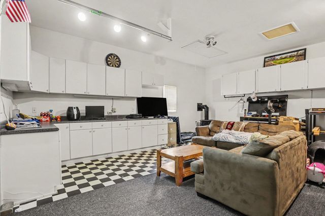 2062 Fern Beach, Battle Creek, MI 49014