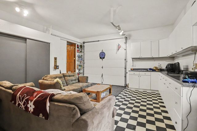 2062 Fern Beach, Battle Creek, MI 49014