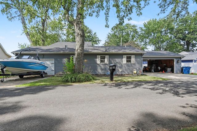 2062 Fern Beach, Battle Creek, MI 49014