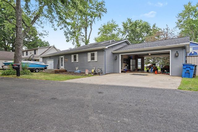2062 Fern Beach, Battle Creek, MI 49014