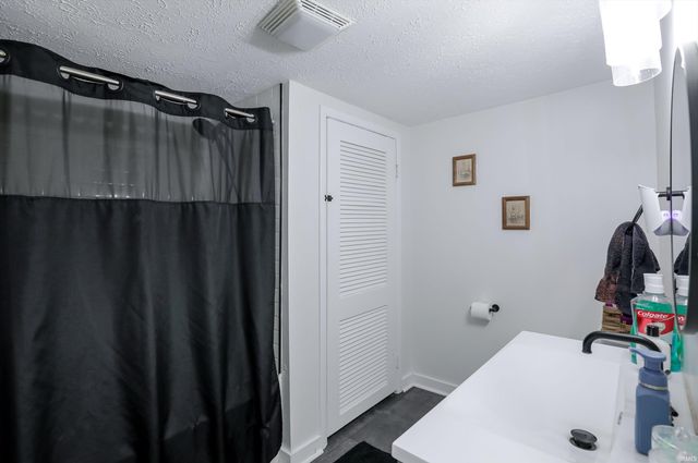 7021 N State Road 29, Michigantown, IN 46057