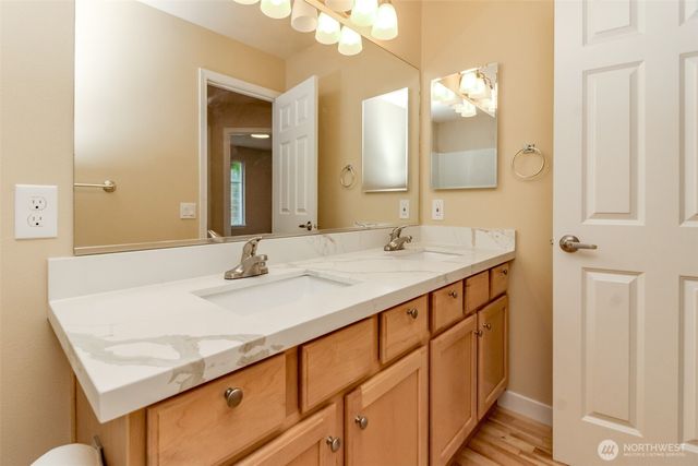 17837 110th Place SE, Renton, WA 98055