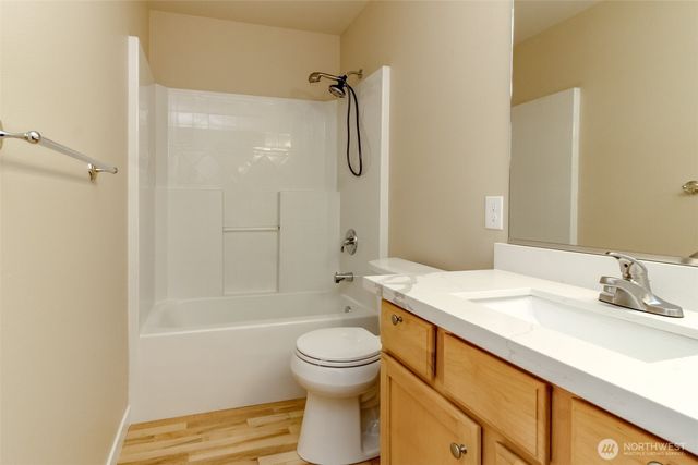 17837 110th Place SE, Renton, WA 98055