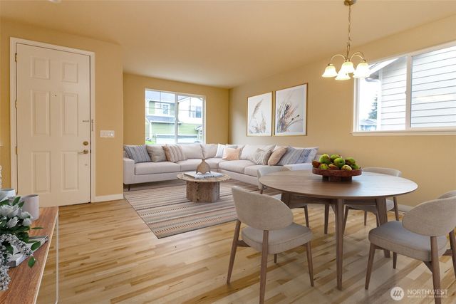 17837 110th Place SE, Renton, WA 98055