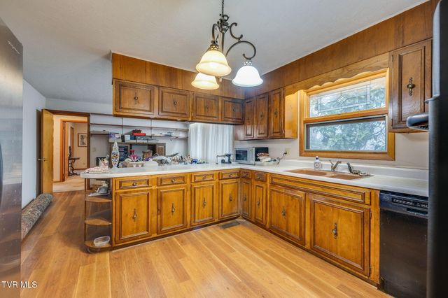 730 Outer Drive, Rogersville, TN 37857