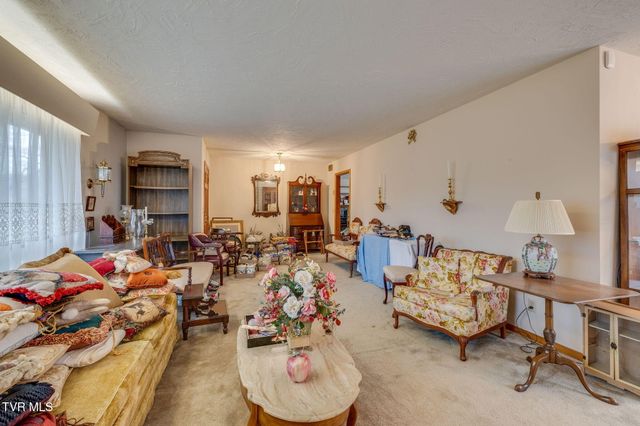 730 Outer Drive, Rogersville, TN 37857