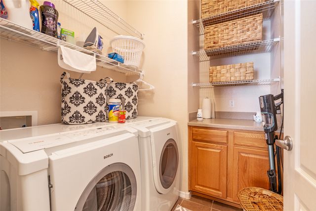 4351 San Benito A, Santa Fe, NM 87507