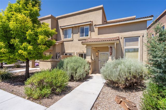 4351 San Benito A, Santa Fe, NM 87507