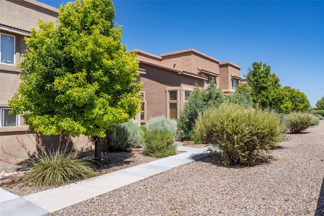 4351 San Benito A, Santa Fe, NM 87507