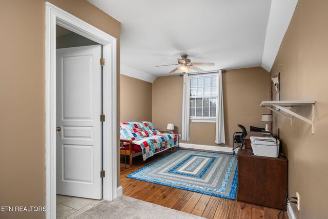 38 Saddle Brook Lane, Crossville, TN 38571