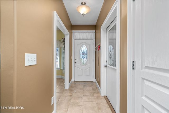 38 Saddle Brook Lane, Crossville, TN 38571