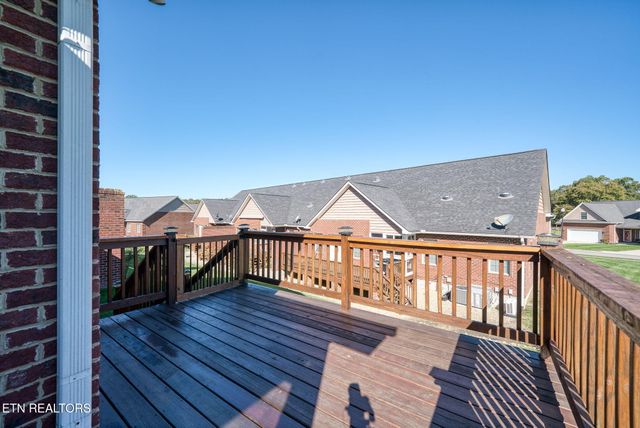 38 Saddle Brook Lane, Crossville, TN 38571