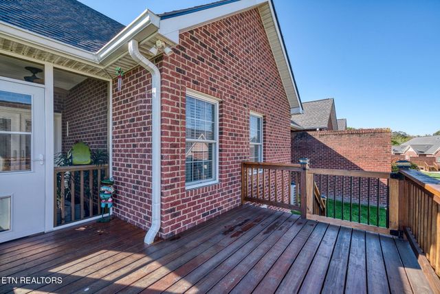 38 Saddle Brook Lane, Crossville, TN 38571