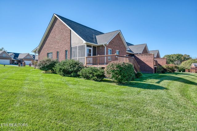 38 Saddle Brook Lane, Crossville, TN 38571