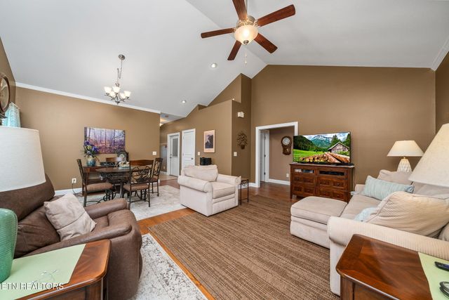 38 Saddle Brook Lane, Crossville, TN 38571