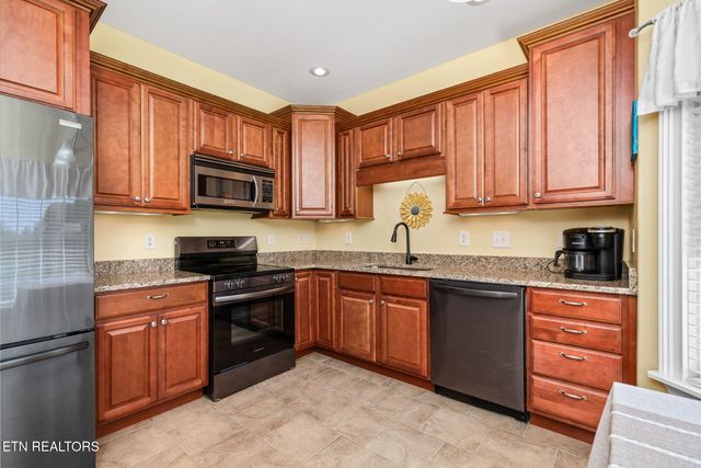 38 Saddle Brook Lane, Crossville, TN 38571