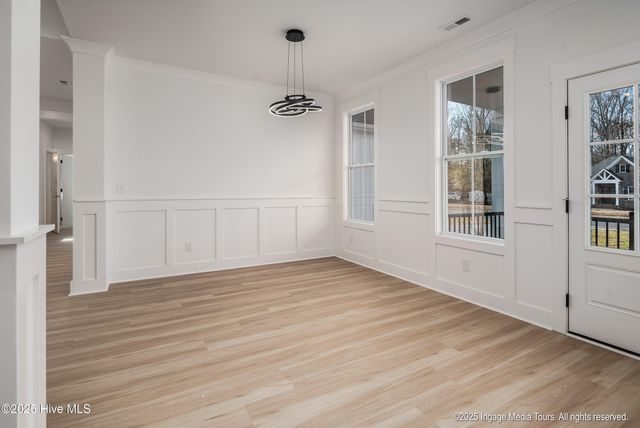 121 Castle Court, Washington, NC 27889