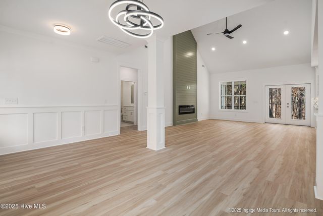 121 Castle Court, Washington, NC 27889