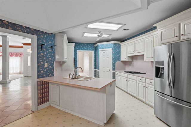 107 Lakewood Point Drive, Bossier City, LA 71111