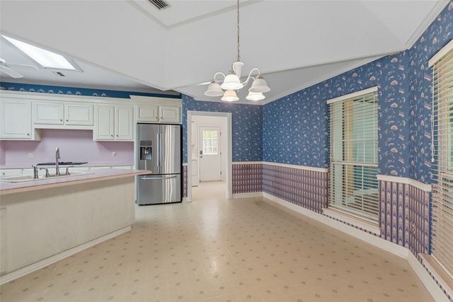 107 Lakewood Point Drive, Bossier City, LA 71111