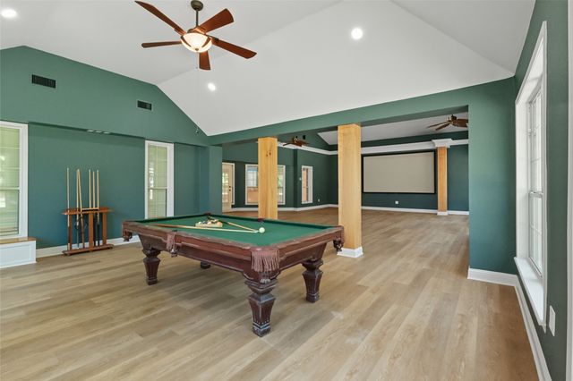 107 Lakewood Point Drive, Bossier City, LA 71111