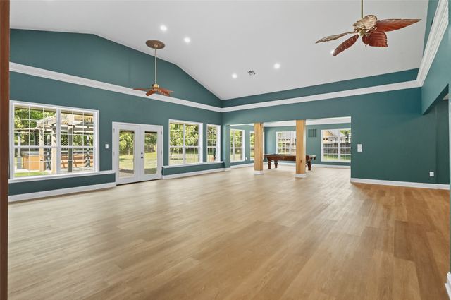 107 Lakewood Point Drive, Bossier City, LA 71111