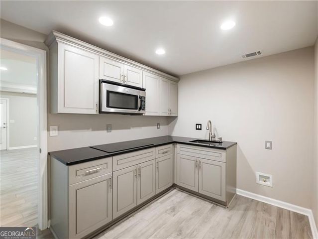 1960 Manor View, Cumming, GA 30041