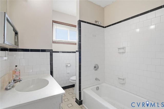 7390 Brandy Creek Dr, Mechanicsville, VA 23111