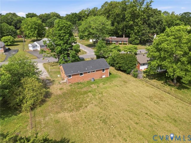7390 Brandy Creek Dr, Mechanicsville, VA 23111