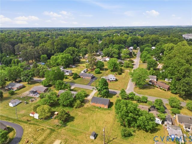 7390 Brandy Creek Dr, Mechanicsville, VA 23111