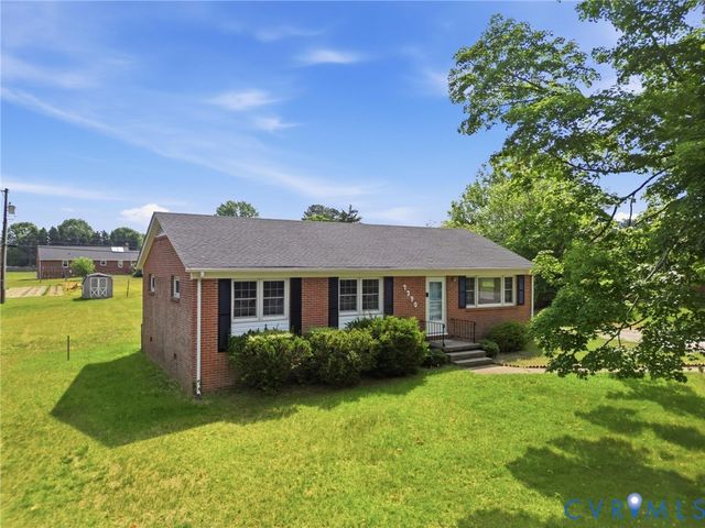 7390 Brandy Creek Dr, Mechanicsville, VA 23111