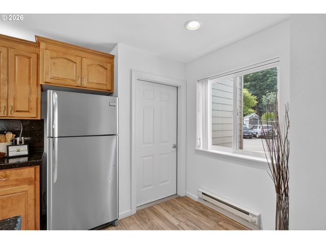 5225 JEAN Rd 512, Lake Oswego, OR 97035