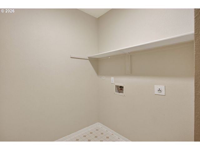 5225 JEAN Rd 512, Lake Oswego, OR 97035