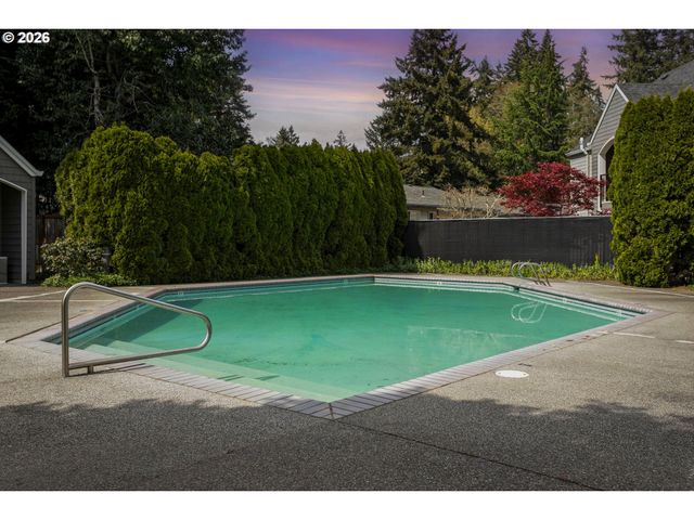 5225 JEAN Rd 512, Lake Oswego, OR 97035