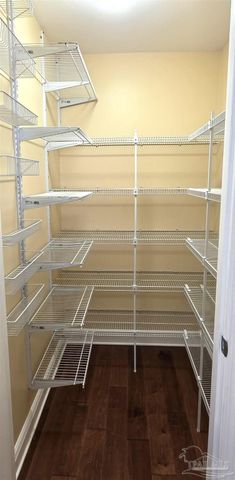 7812 Jewt Ln, Pensacola, FL 32526