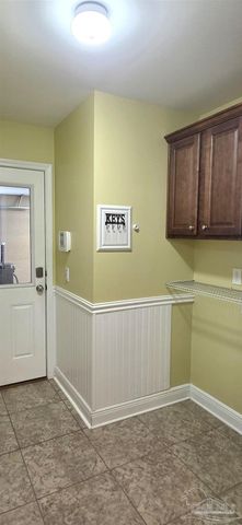 7812 Jewt Ln, Pensacola, FL 32526