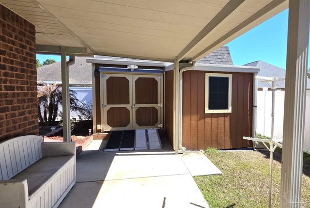 7812 Jewt Ln, Pensacola, FL 32526