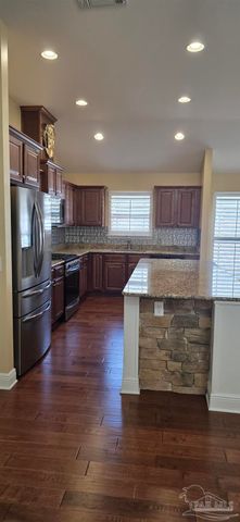 7812 Jewt Ln, Pensacola, FL 32526