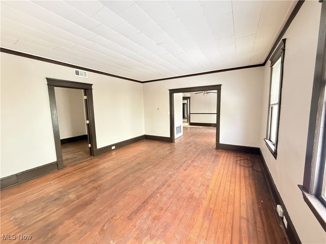 3672 E 48th Street Down, Cleveland, OH 44105