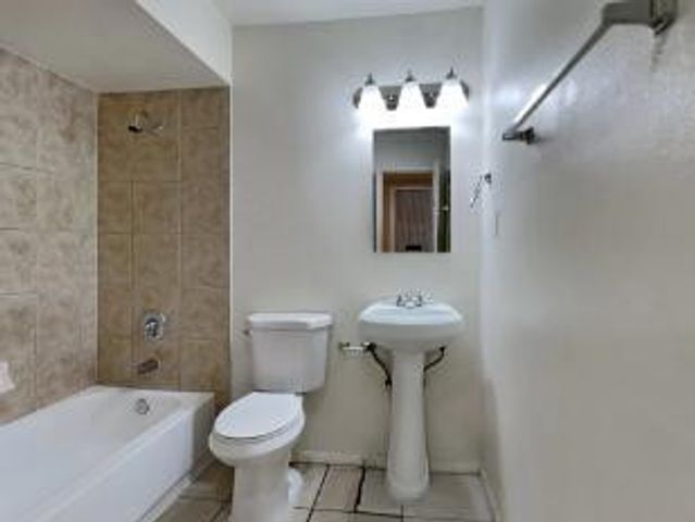 7818 W Fairmount Avenue, Phoenix, AZ 85033