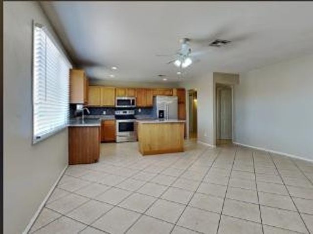 7818 W Fairmount Avenue, Phoenix, AZ 85033
