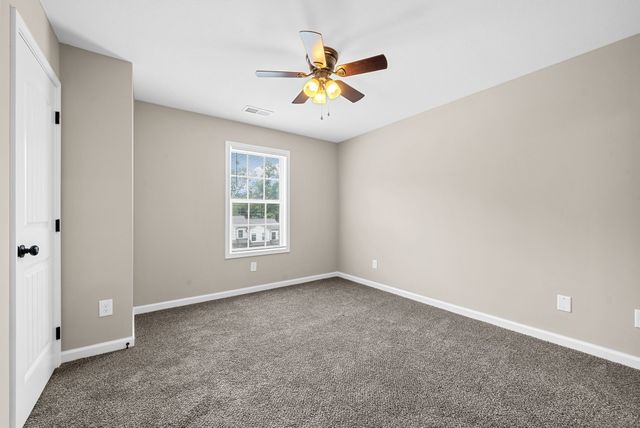 431 Glenstone Springs Dr Unit B, Clarksville, TN 37043