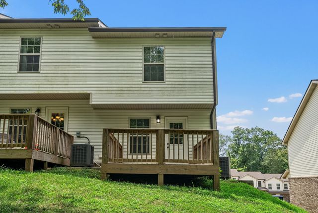 431 Glenstone Springs Dr Unit B, Clarksville, TN 37043