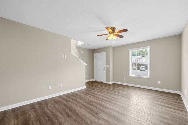 431 Glenstone Springs Dr Unit B, Clarksville, TN 37043