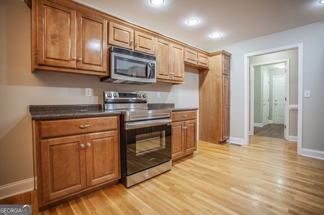 2074 Ayers Creek Court, Villa Rica, GA 30180