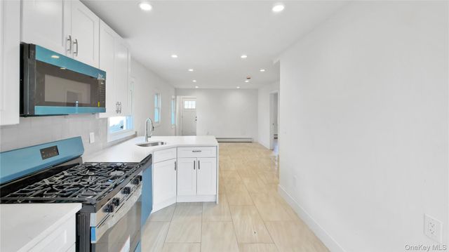 224 Windsor Parkway, Hempstead, NY 11550