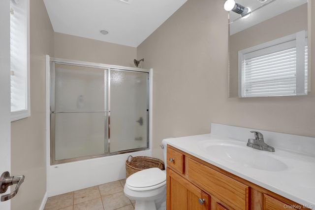 72 Arizona Avenue, Long Beach, NY 11561
